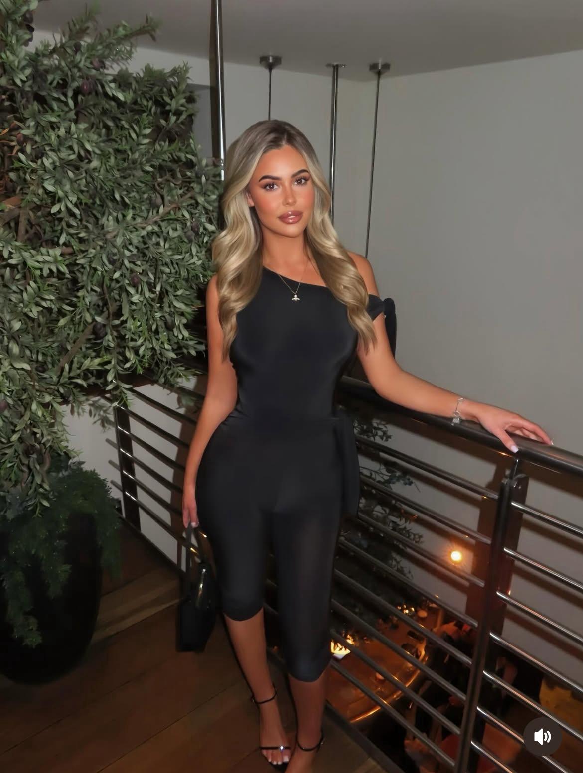 Rizzo| Black One Shoulder Capri Co-Ord Set