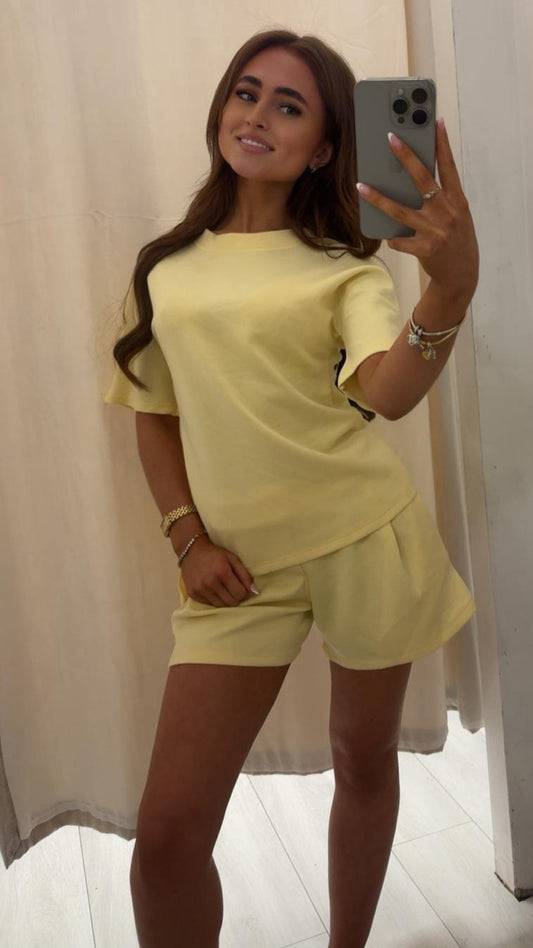 Basic Fluted Shorts Tee Set