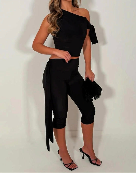 Rizzo| Black One Shoulder Capri Co-Ord Set